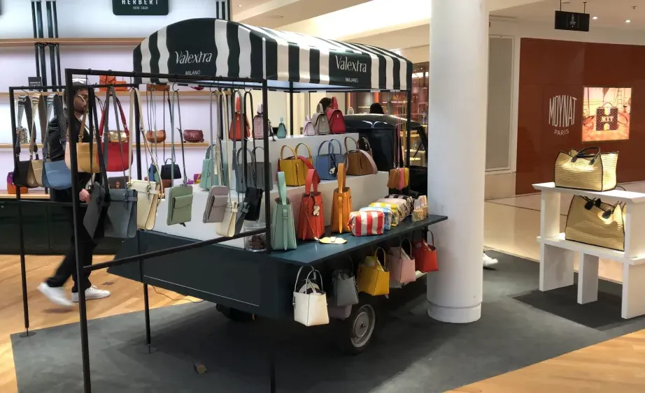 Pop-up Ape